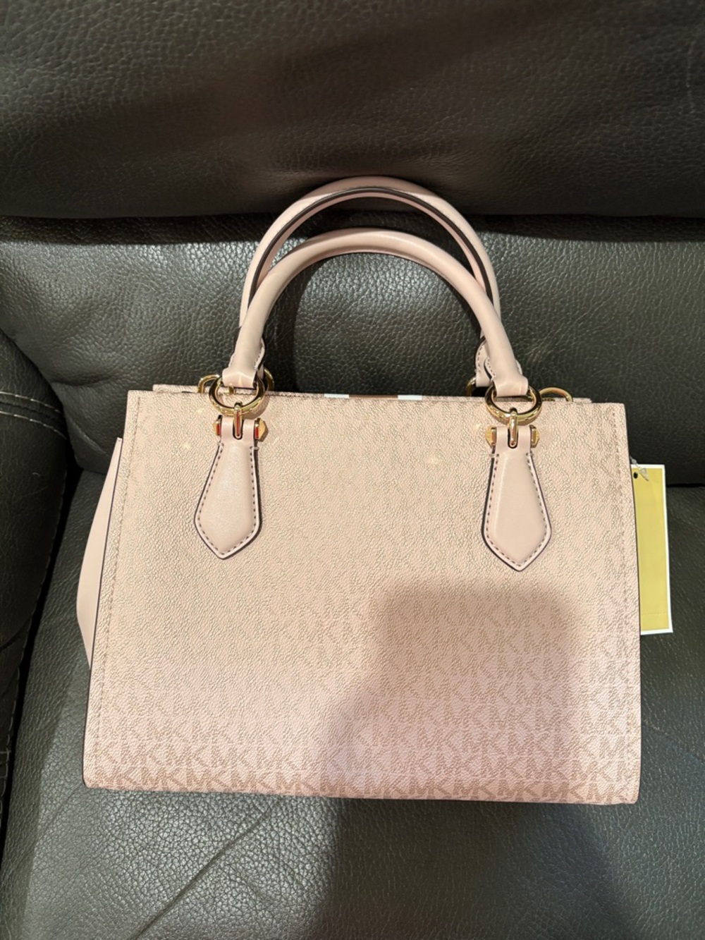Michael Kors medium satchel in powder blush - Picture 4 of 10